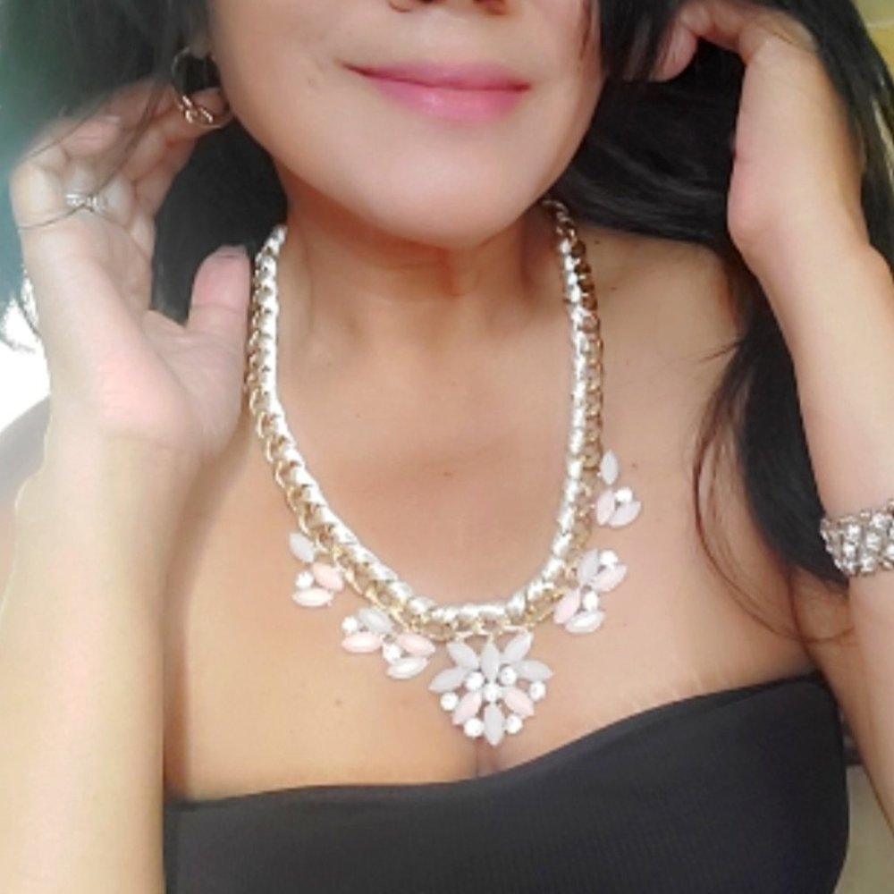 Peaches and Cream Necklace